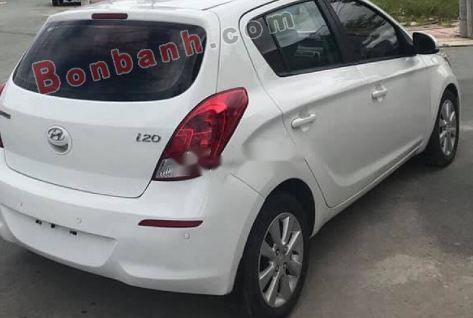 Hyundai i20 2013 - Bán xe Hyundai i20 năm 2013, màu trắng, giá chỉ 355 triệu