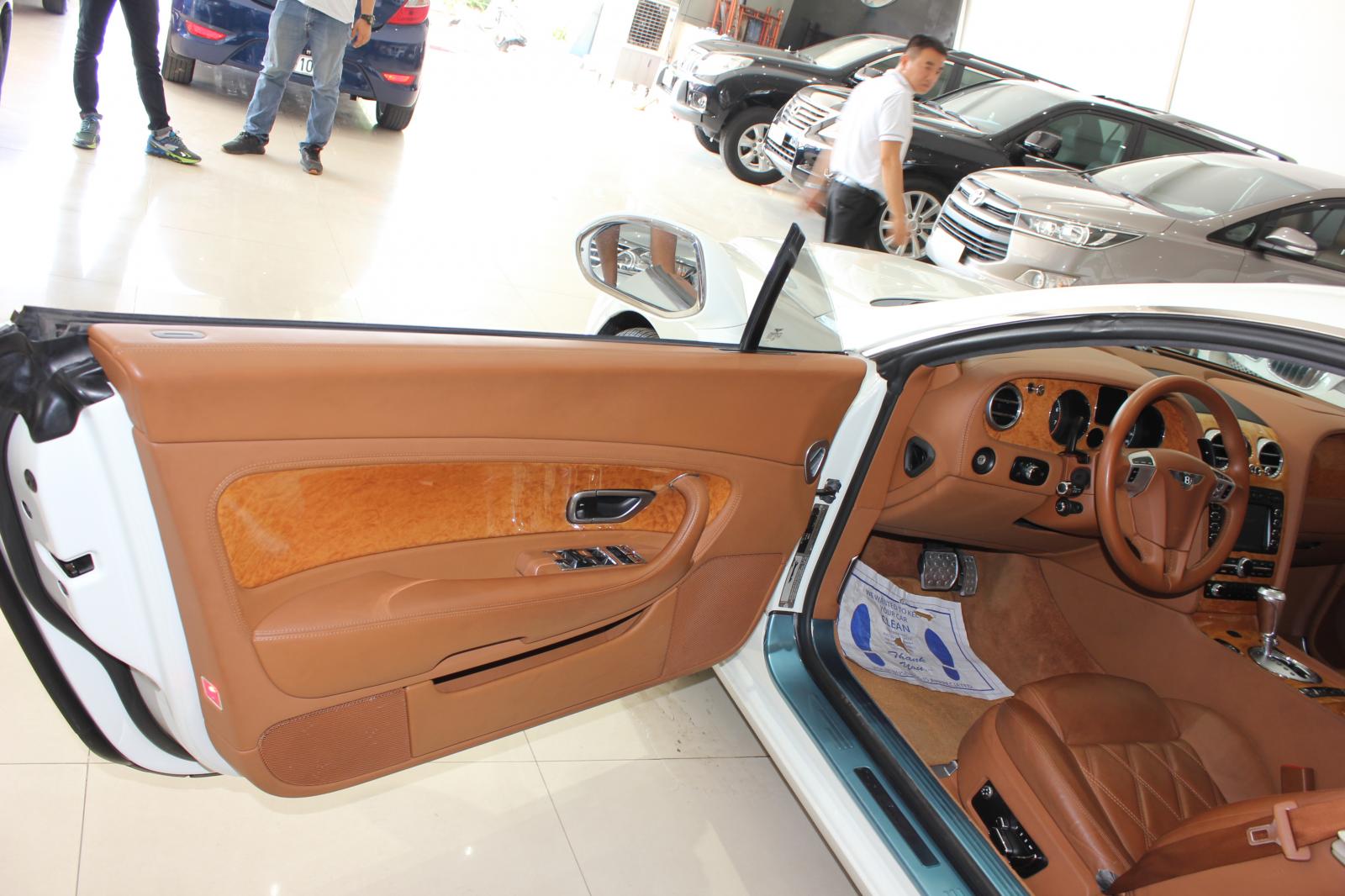 Bentley Continental Speed 2010 - KH cần đổi Rollroyce-Phantom nên ra đi Bentley Speed 2010