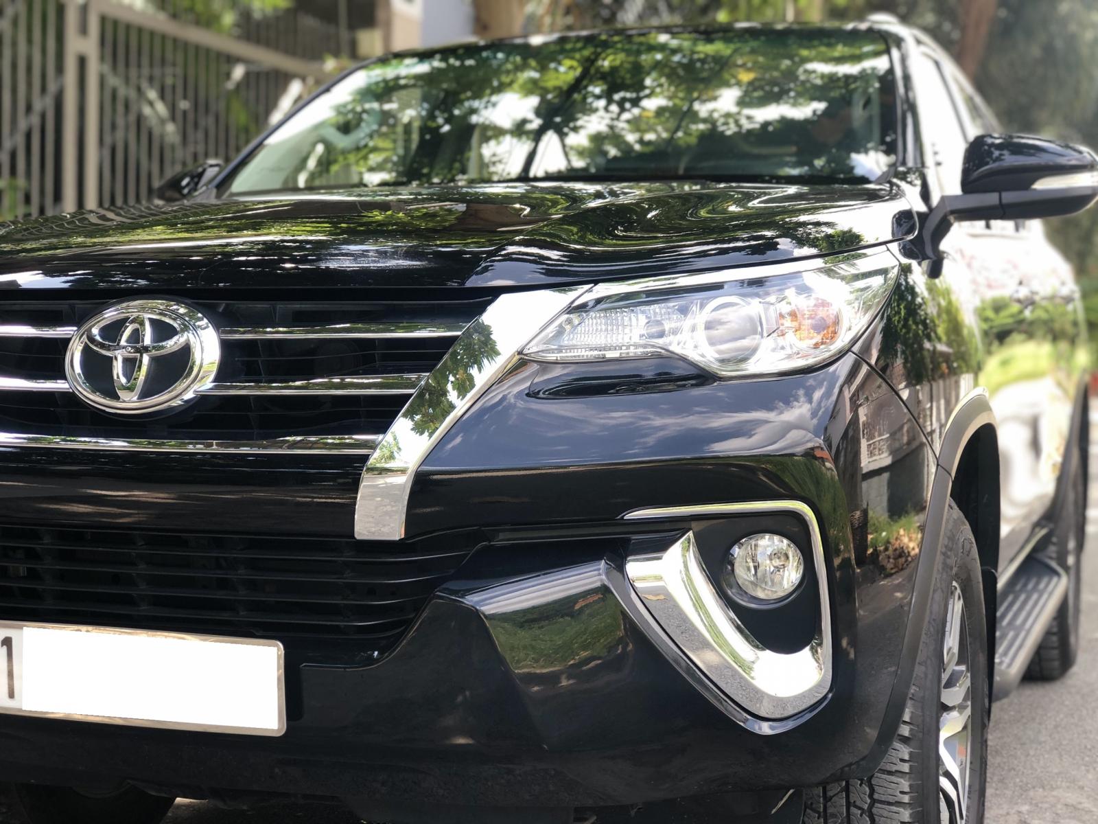 Toyota Fortuner  2.7V (4x2) 2018 - Cần bán xe Toyota Fortuner 2.7V (4x2), model 2018, màu đen