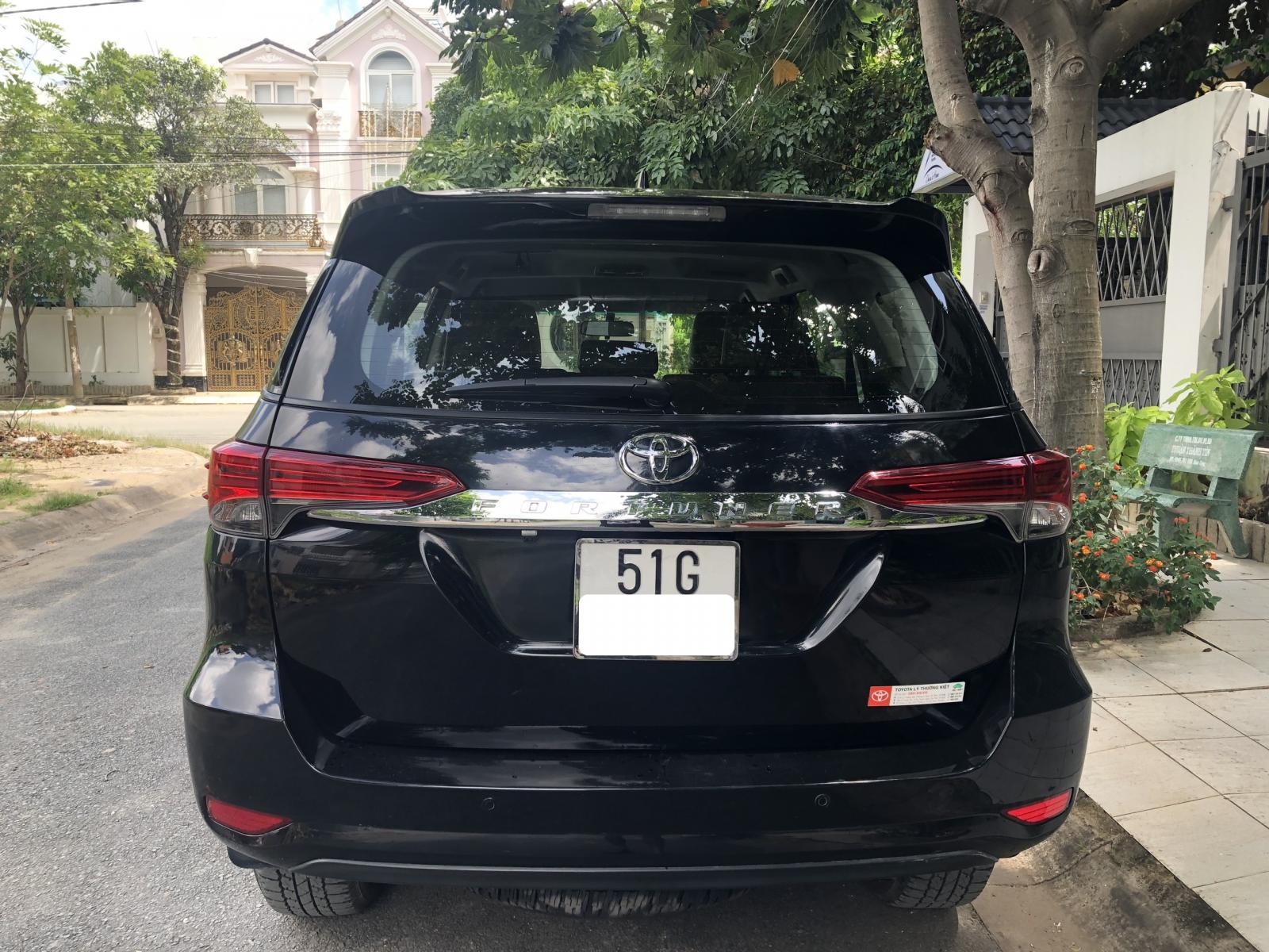 Toyota Fortuner  2.7V (4x2) 2018 - Cần bán xe Toyota Fortuner 2.7V (4x2), model 2018, màu đen