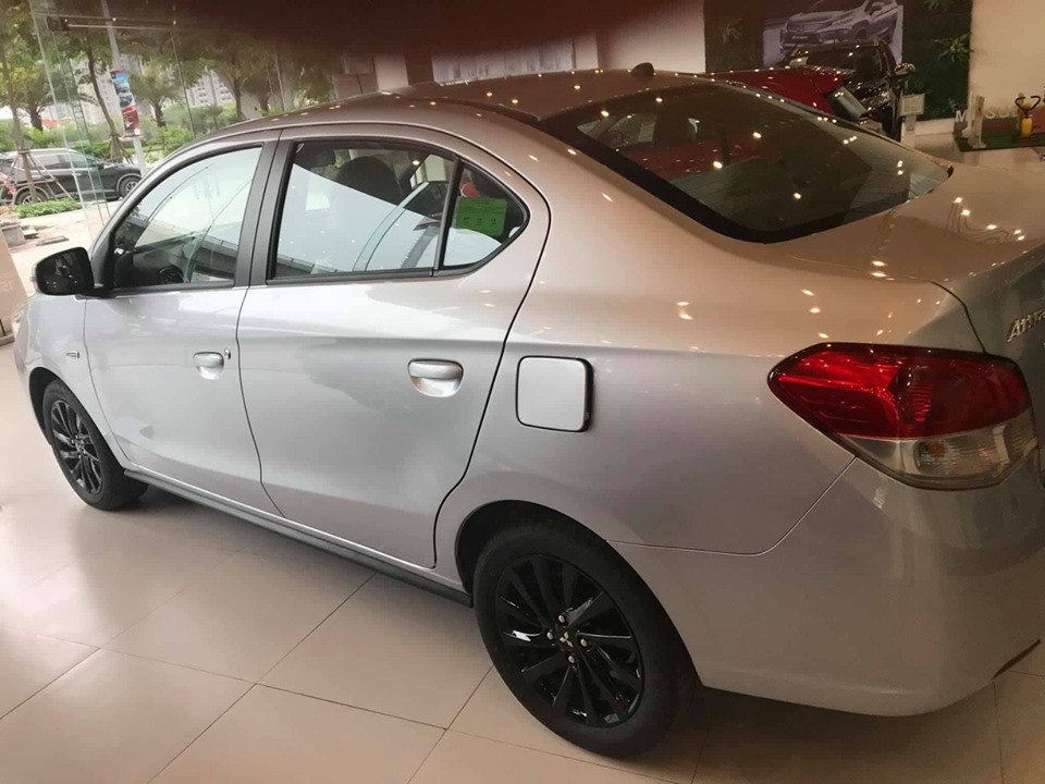 Mitsubishi Attrage 2019 - Bán Mitsubishi Attrage sản xuất 2019, màu bạc, nhập khẩu chính hãng, giá 375tr