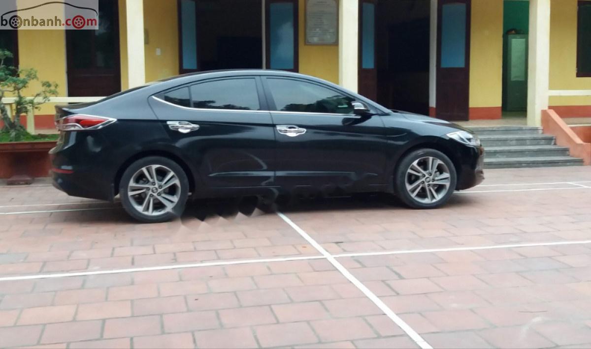 Hyundai Elantra 2.0 AT 2016 - Cần bán xe Hyundai Elantra 2.0 AT năm sản xuất 2016, màu đen