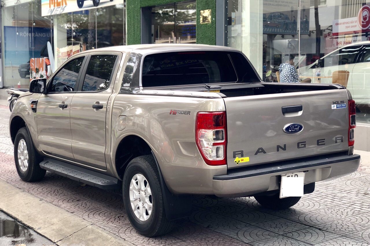 Ford Ranger XLS MT 2016 - Bán Ford Ranger XLS MT sản xuất 2016, xe chạy siêu lướt, đẹp như xe mới