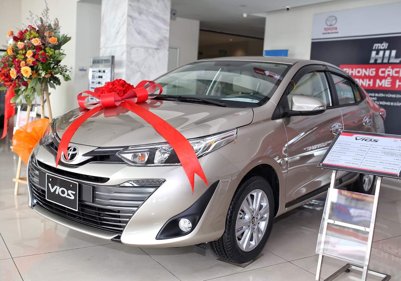 Toyota Vios 2019 - Toyota Vios bản G + E + E MT, giá cực tốt, giao xe ngay, hỗ trợ trả góp đến 85% giá trị xe