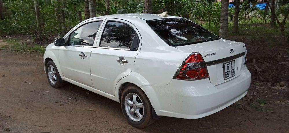 Daewoo Gentra 2009 - Cần bán lại xe Daewoo Gentra năm 2009, màu trắng