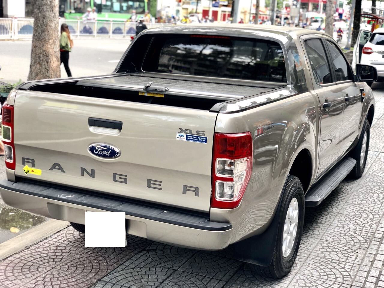 Ford Ranger XLS MT 2016 - Bán Ford Ranger XLS MT sản xuất 2016, xe chạy siêu lướt, đẹp như xe mới