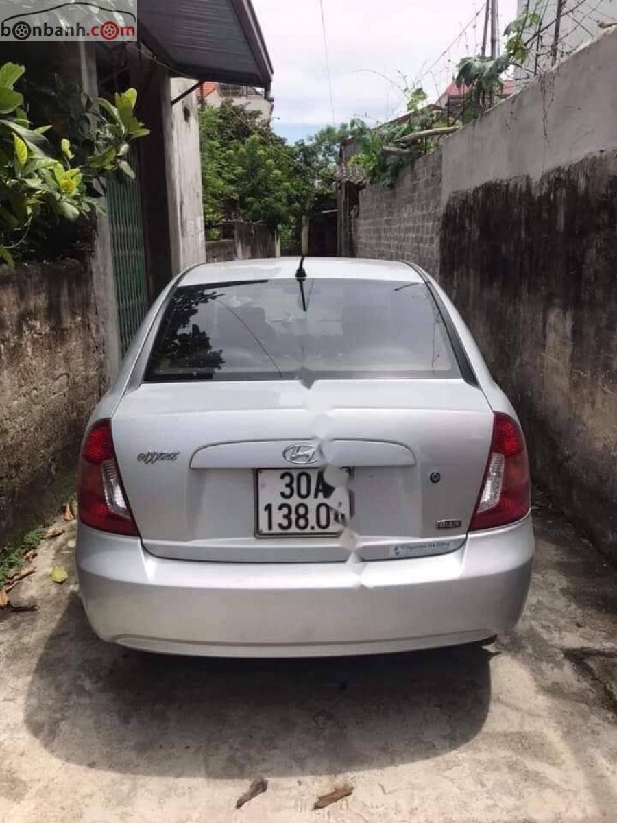 Hyundai Accent 1.4 MT 2010 - Bán ô tô Hyundai Accent 1.4 MT đời 2010, màu bạc, nhập khẩu nguyên chiếc chính chủ, 220 triệu