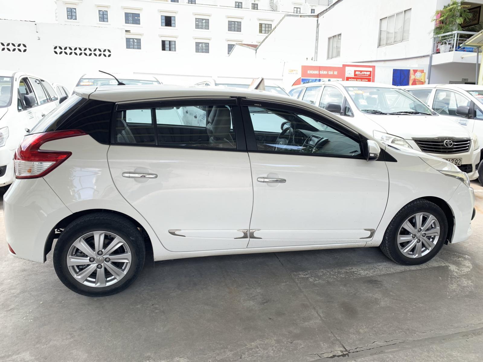 Toyota Yaris G 2016 - Bán Yaris G 2016, màu trắng, xe nhập Thái, giảm lên đến 40tr cho mùa Vu Lan