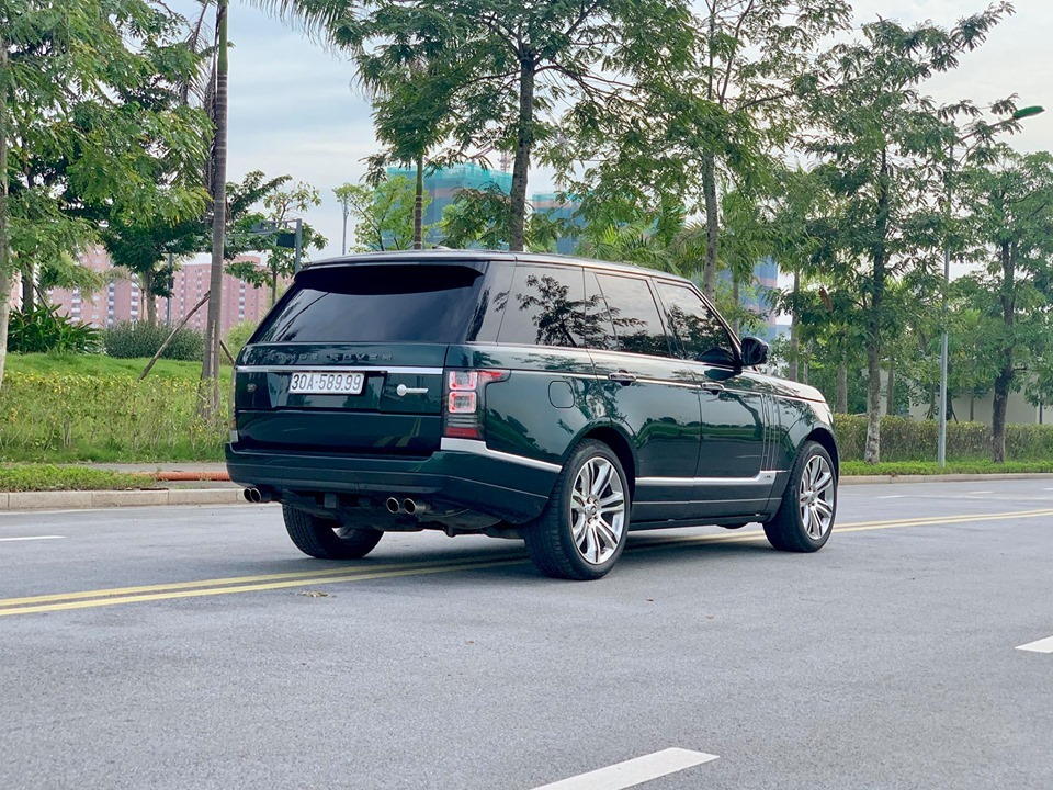 LandRover HSE 2013 - Cần bán lại xe LandRover Range Rover HSE đời 2013, màu xanh lục, nhập khẩu nguyên chiếc