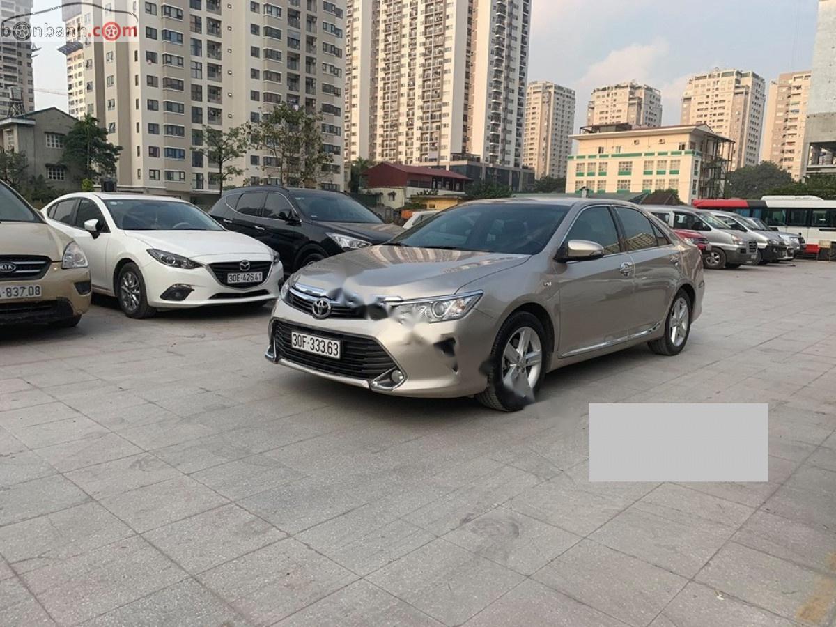 Toyota Camry 2.5G 2016 - Bán Toyota Camry 2.5G năm 2016, màu vàng cát