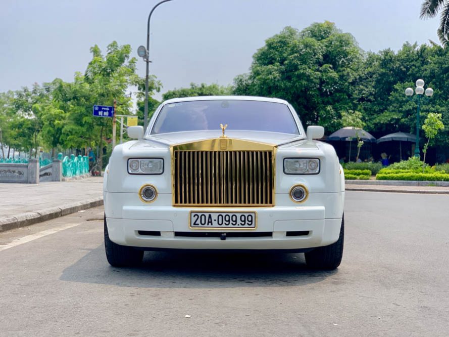 Rolls-Royce Phantom 2008 - Bán xe Rolls-Royce Phantom Series VII sản xuất 2008, màu trắng