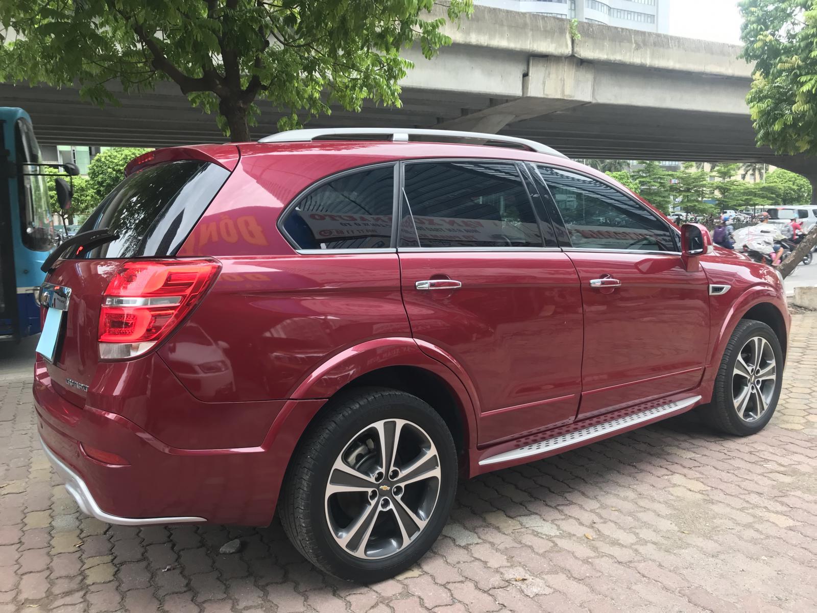 Chevrolet Captiva Revv 2018 - Bán xe Chevrolet Captiva Revv sản xuất năm 2018, màu đỏ