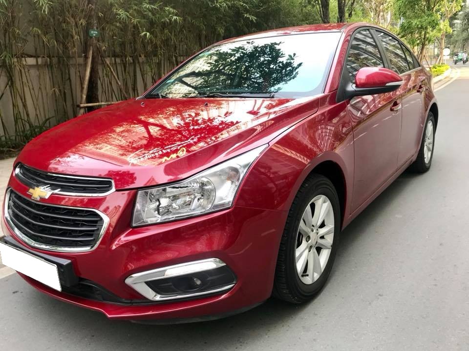 Chevrolet Cruze 2016 - Bán xe Cruze 2016, số sàn, màu đỏ, xe còn mới ken xà ben luôn