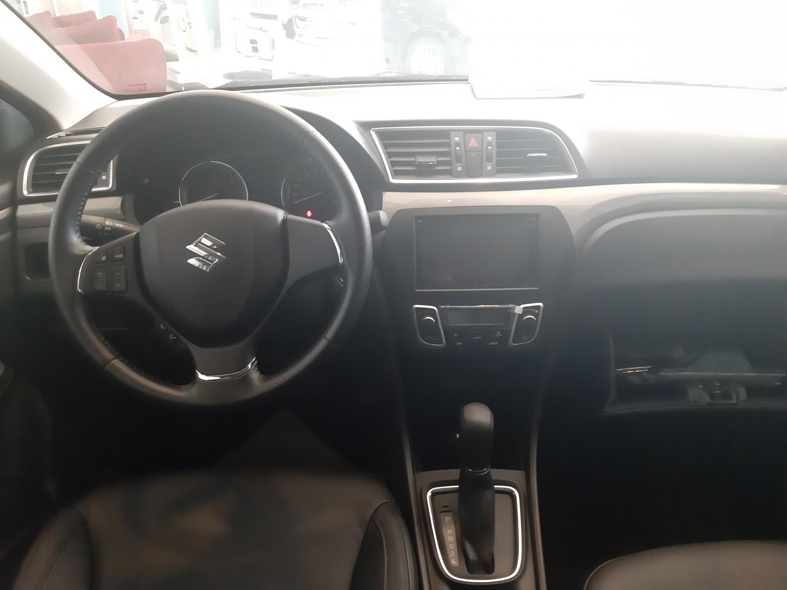 Suzuki Ciaz 2019 - Suzuki Ciaz 2019 màu xám, xe có sẵn giao ngay trả trước 50 triệu nhận xe