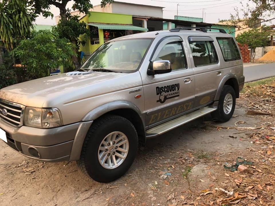 Ford Everest 2006 - Gia đình Everest 2006, số sàn, máy dầu, màu xám