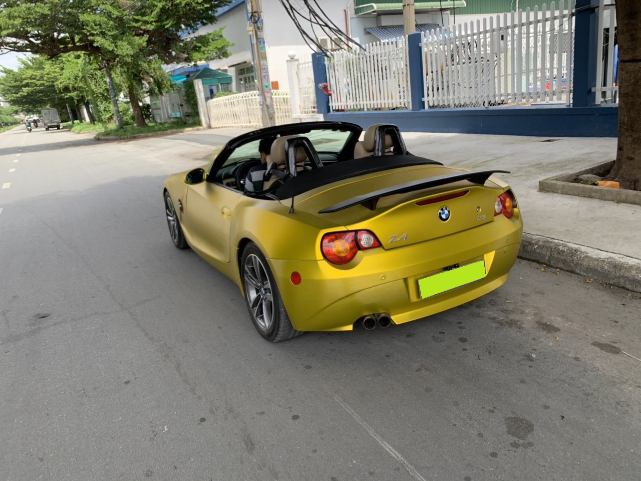 BMW Z4 MT 2008 - Đổi gió bán BMW Z4, 2008, số sàn, mui xếp tự động, màu vàng