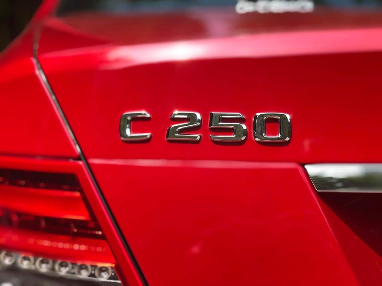 Mercedes-Benz C class C250 2013 - Cần bán xe Mercedes C250 đời 2013, màu đỏ, xe nhập