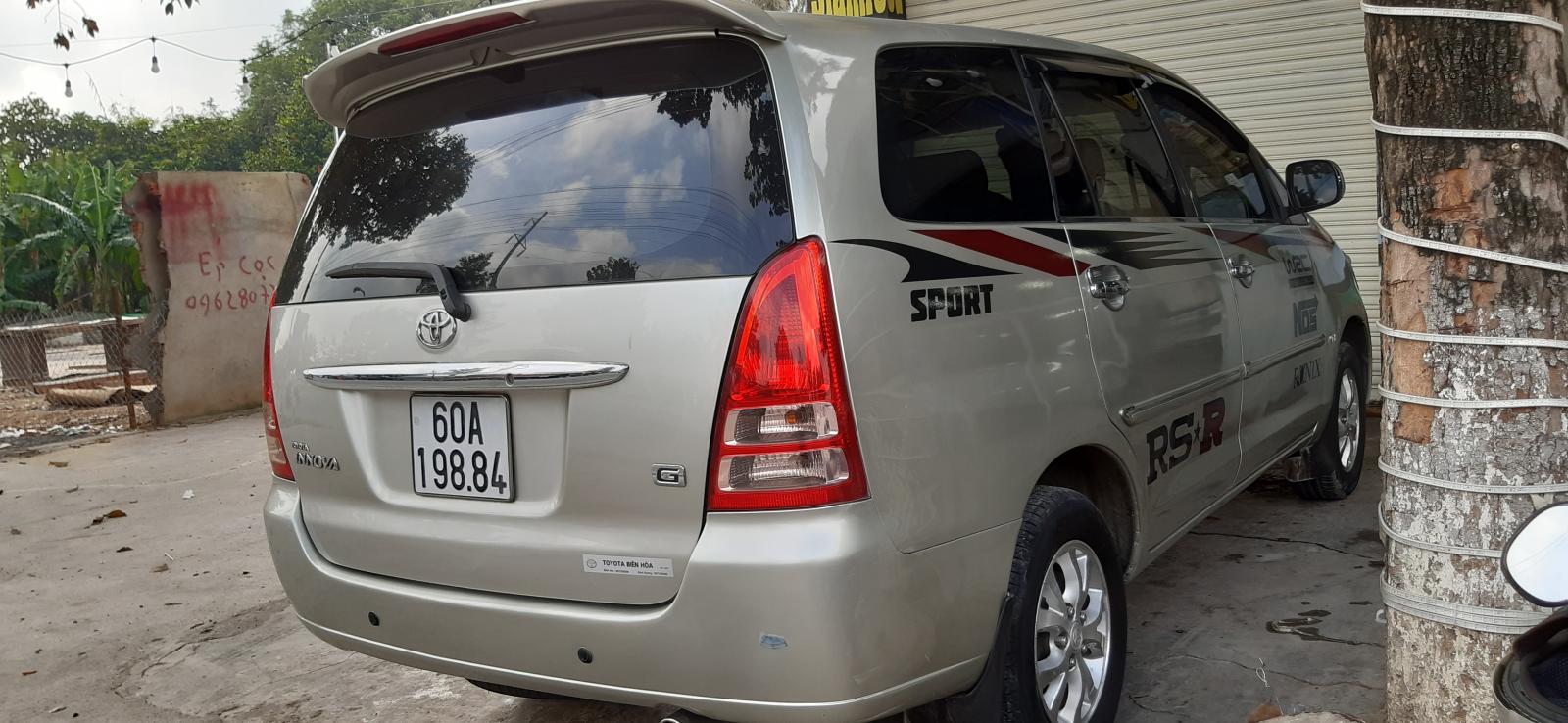 Toyota Innova G 2007 - Bán Toyota Innova G sản xuất năm 2007, màu bạc, 310 triệu