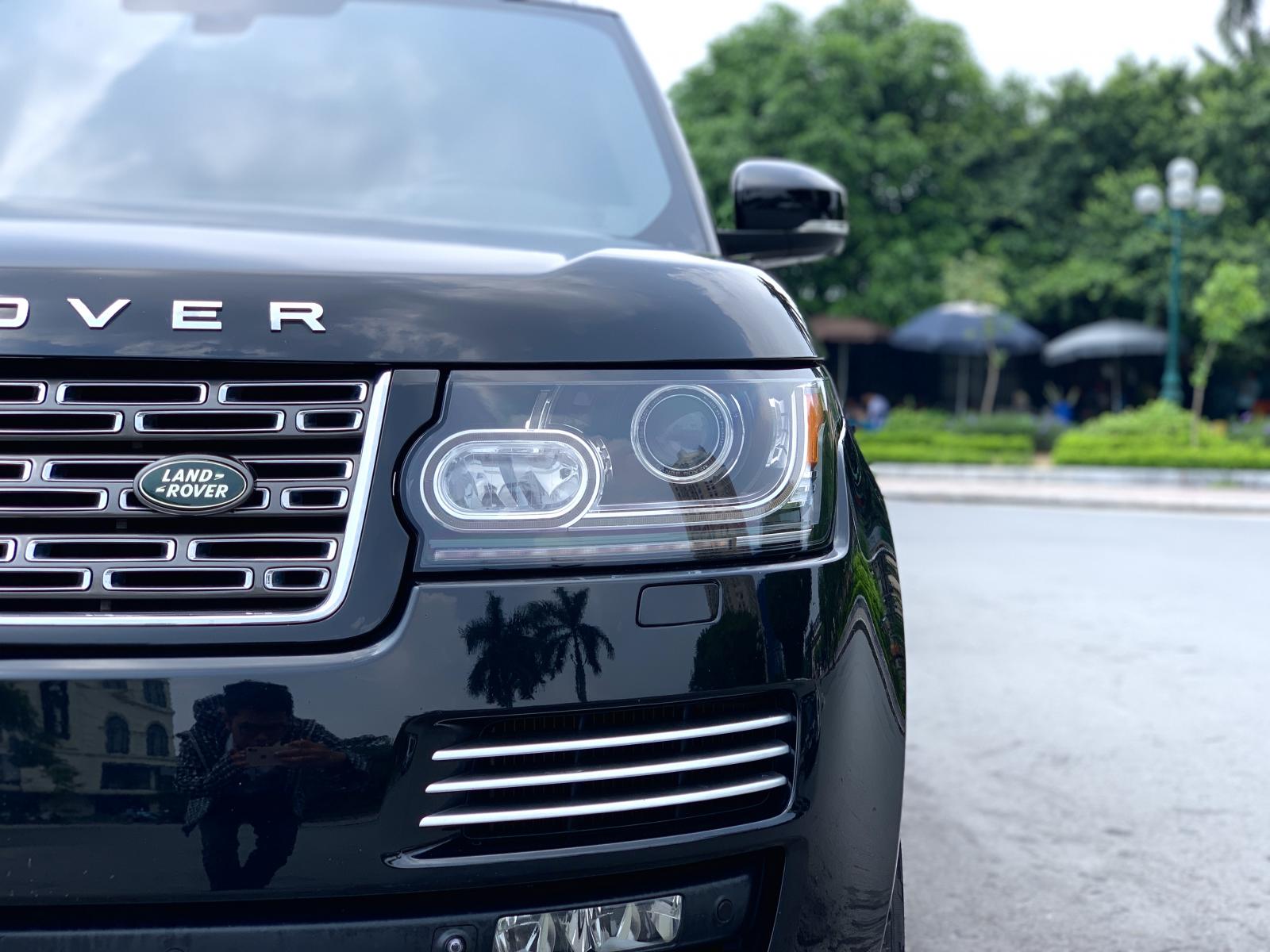 LandRover Autobiography LWB 2014 - Range Rover Autobiography LWB model 2015, màu đen, xe nhập, phiên bản 4 chỗ siêu lướt