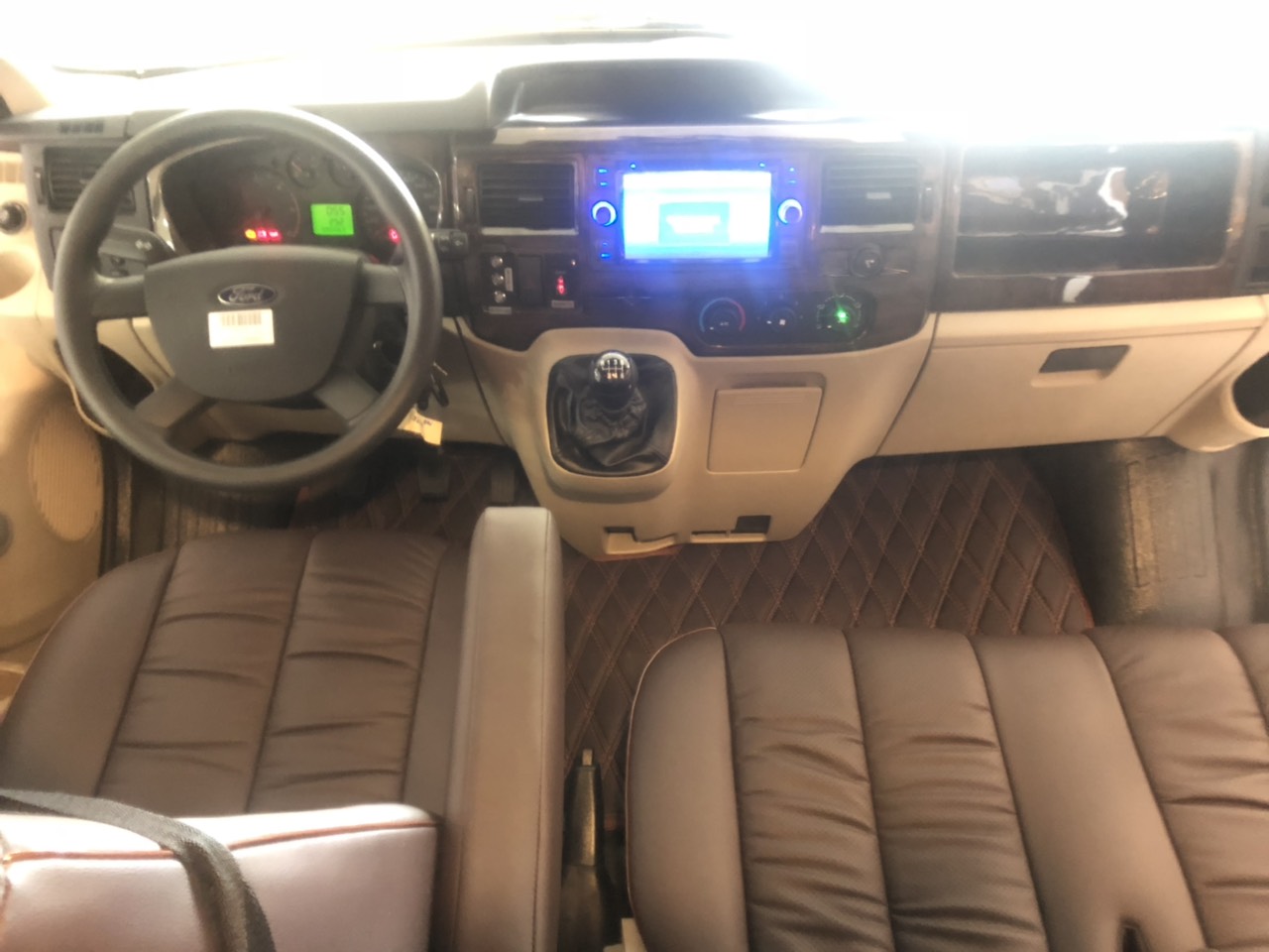 Ford Transit Limousine 2019 - Bán Ford Limousine 2019 giá giảm cực sâu