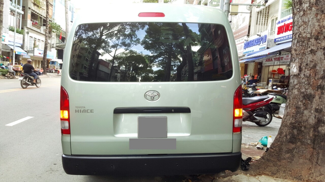 Toyota Hiace 2011 - Bán ô tô Toyota Hiace 2011 máy xăng, giá chỉ 355tr, liên hệ Thanh