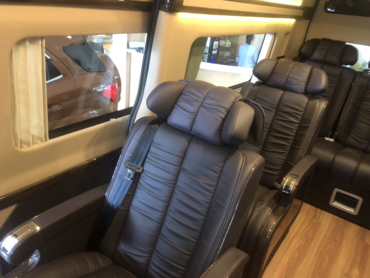 Ford Transit Limousine 2019 - Bán Ford Limousine 2019 giá giảm cực sâu