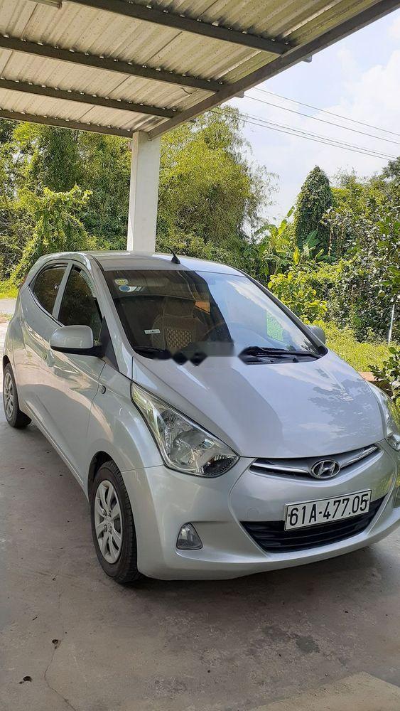 Hyundai Eon 2013 - Bán xe Hyundai Eon 2013, màu bạc, 185 triệu