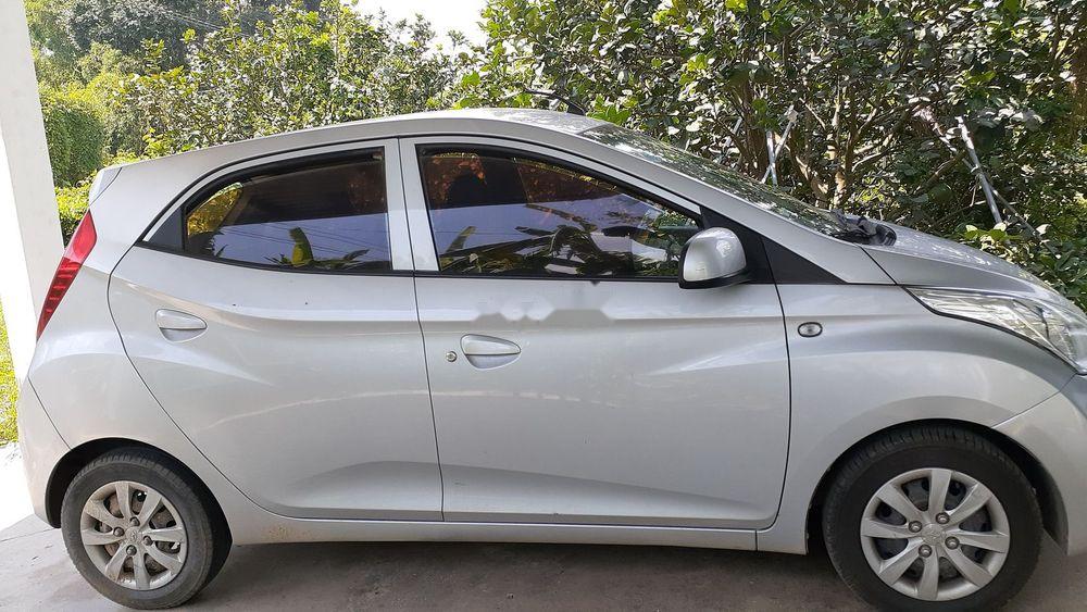 Hyundai Eon 2013 - Bán xe Hyundai Eon 2013, màu bạc, 185 triệu