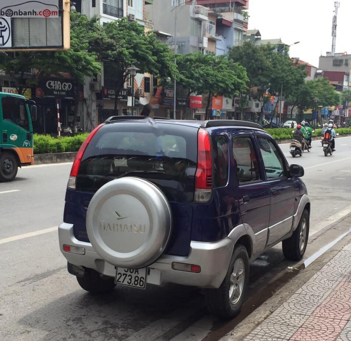 Daihatsu Terios 1.3 4x4 MT 2004 - Bán Daihatsu Terios 1.3 4x4 MT 2004, màu xanh lam, xe gia đình