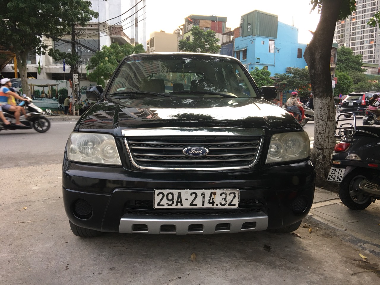 Ford Escape 2.3L 2005 - Bán ô tô Ford Escape 2.3L đời 2005 tự động