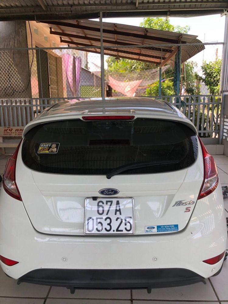 Ford Fiesta 2014 - Bán Ford Fiesta sản xuất 2014, nội thất đẹp