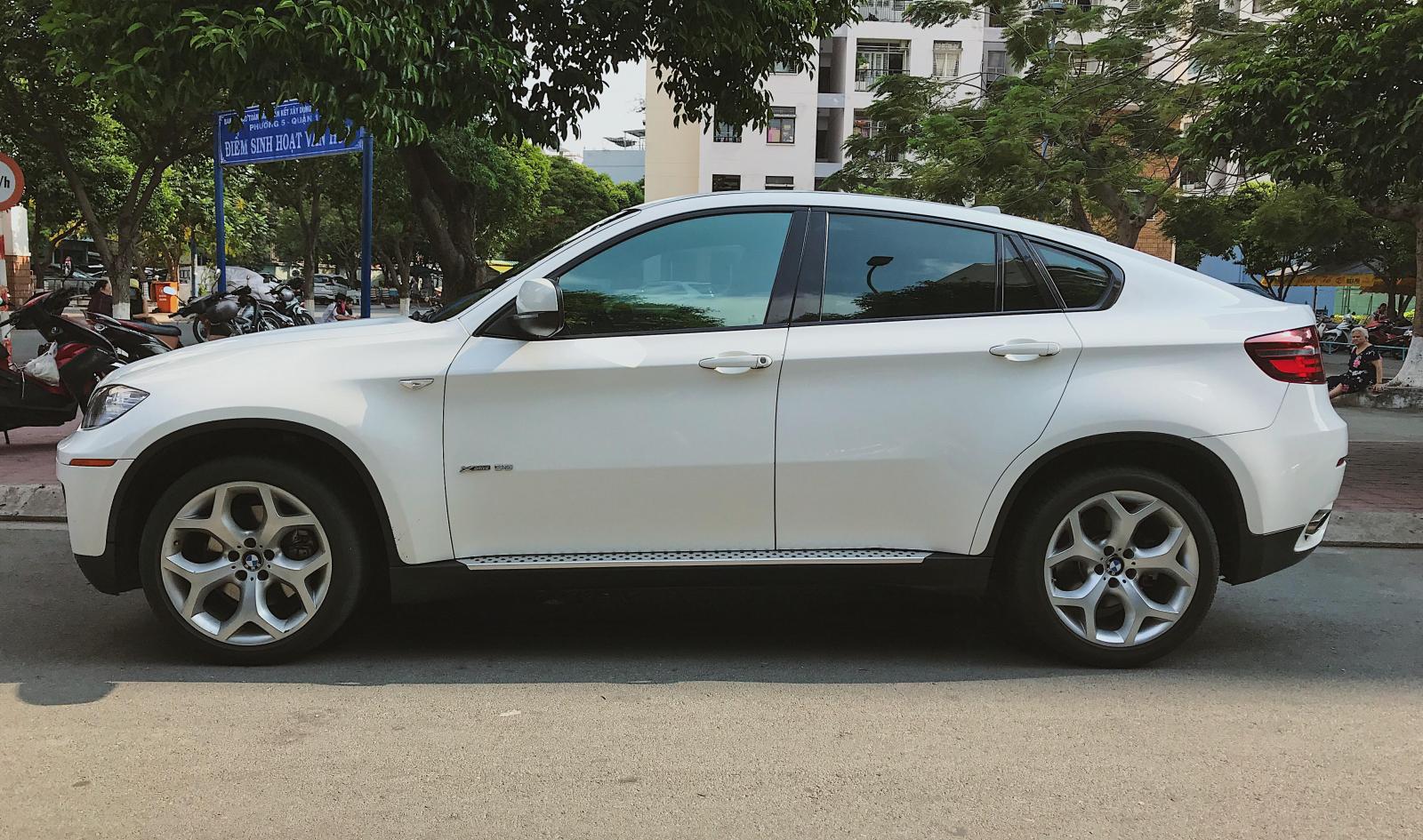 BMW X6 35iXDrive 2008 - Bán xe BMW X6 35iXDrive năm sản xuất 2008, màu trắng, nhập khẩu