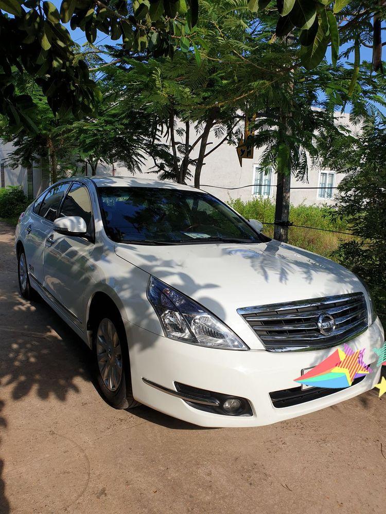 Nissan Teana   2010 - Bán Nissan Teana đời 2010, màu trắng, nhập khẩu  