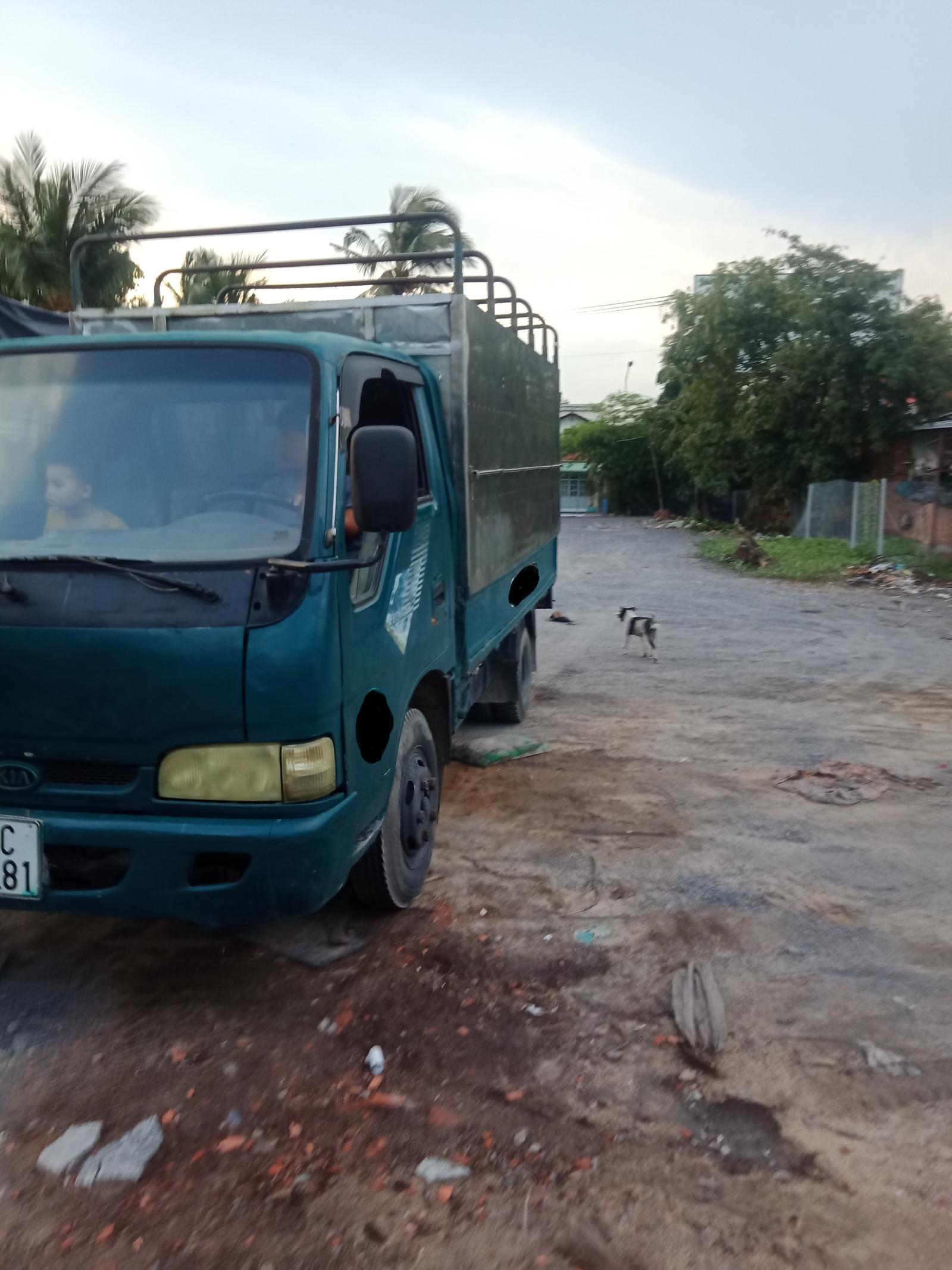 Kia K2700      1999 - Bán Kia K2700 đời 1999, màu xanh lam, xe nhập còn mới giá cạnh tranh