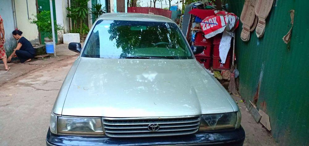 Toyota Cressida 1993 - Bán Toyota Cressida sản xuất 1993, màu bạc, xe nhập