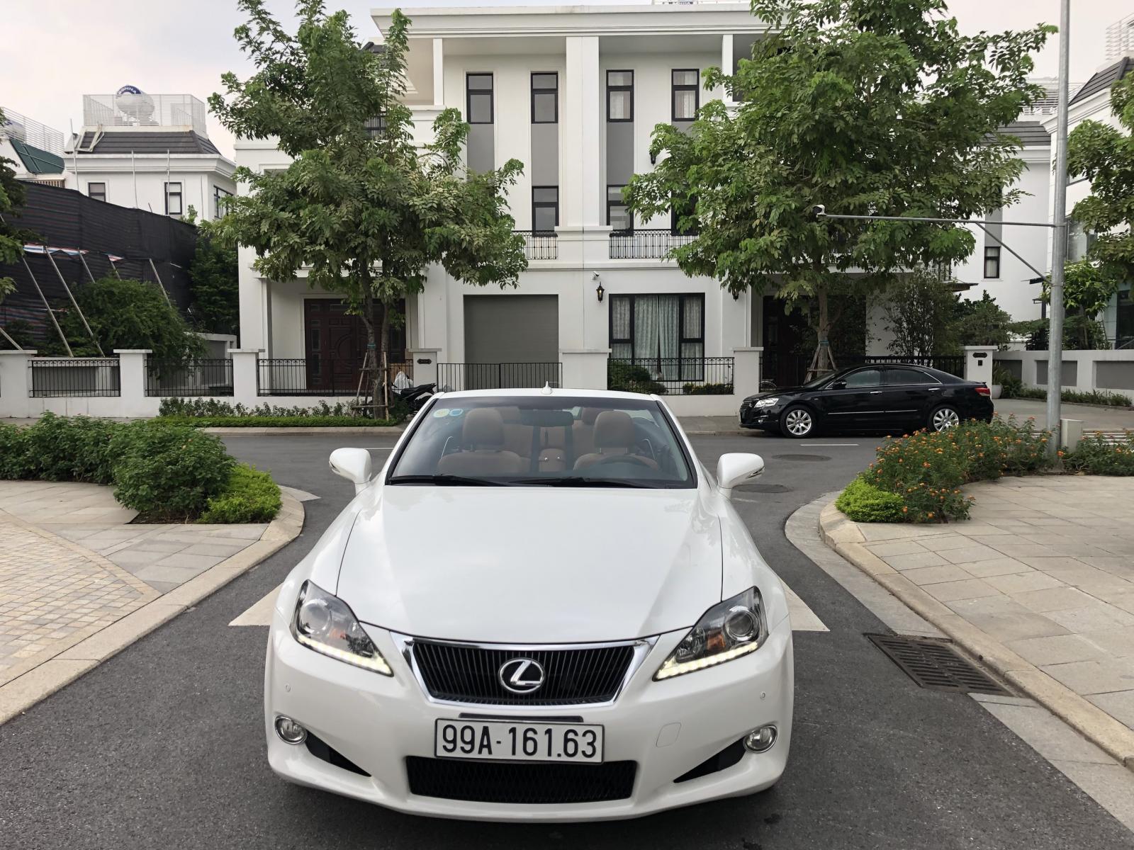 Lexus IS  250C 2012 - Bán Lexus IS 250C mui trần 2012 màu trắng ngọc trai siêu lướt - độc nhất Việt Nam