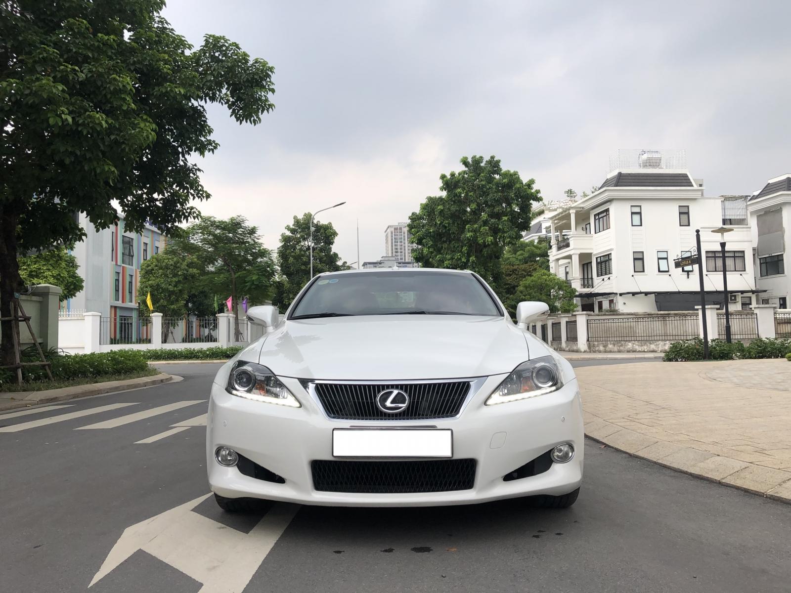 Lexus IS  250C 2012 - Bán Lexus IS 250C mui trần 2012 màu trắng ngọc trai siêu lướt - độc nhất Việt Nam