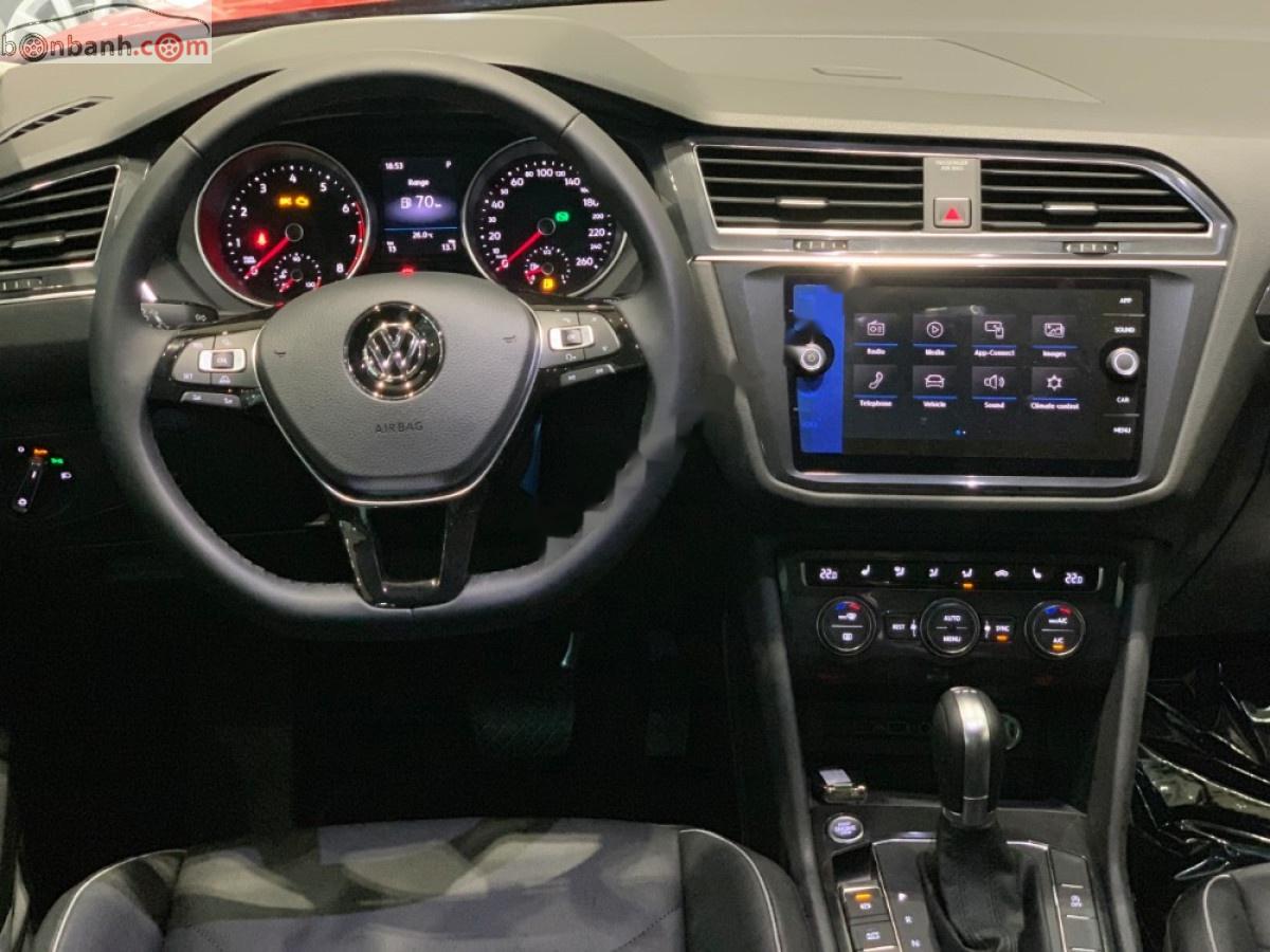 Volkswagen Tiguan 2019 - Bán ô tô Volkswagen Tiguan sản xuất 2019, nhập khẩu nguyên chiếc