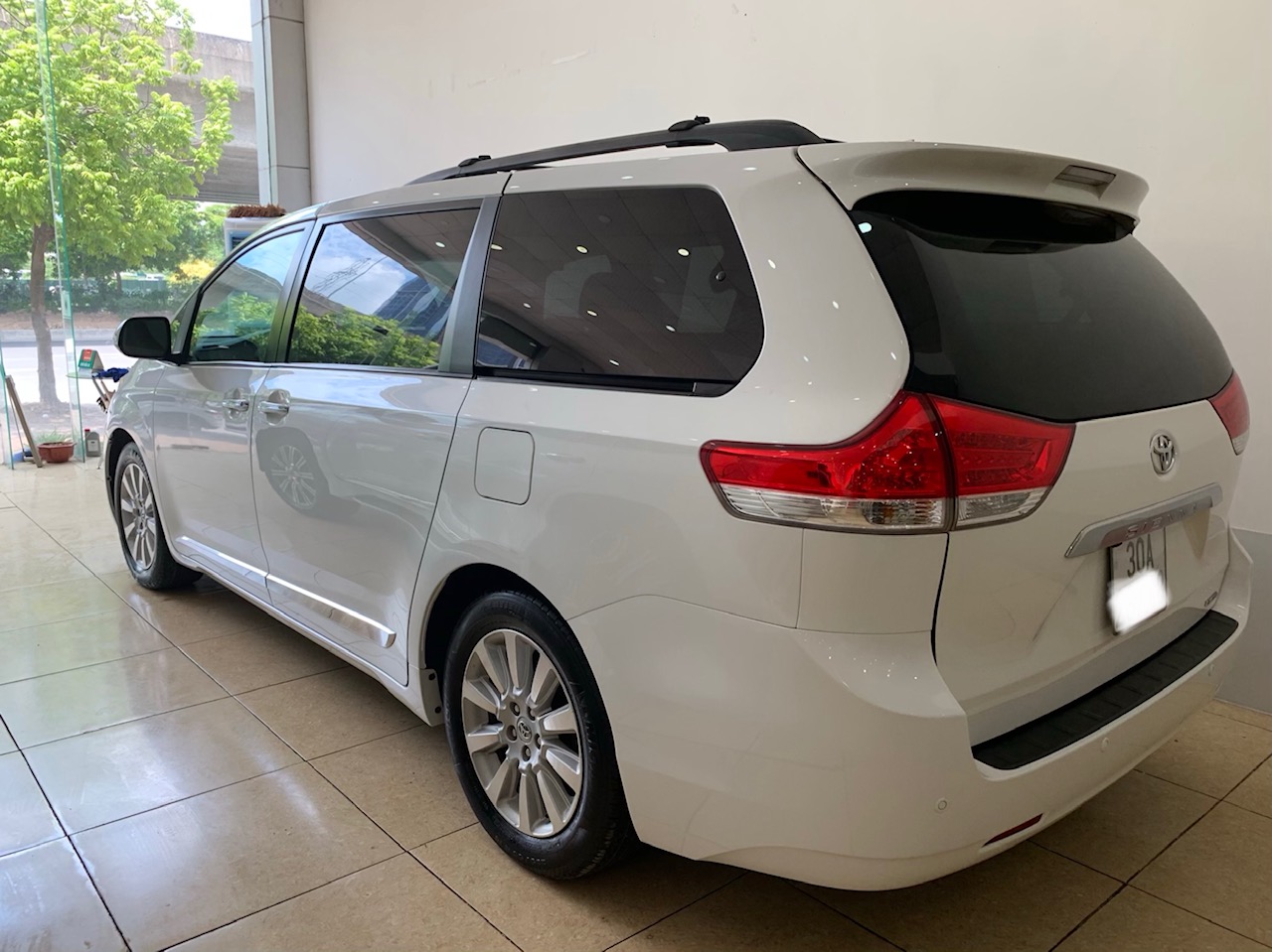 Toyota Sienna Limited 2014 - Bán xe Toyota Sienna Limited, bản đủ đồ SX 2014, có cả phanh khoảng cách