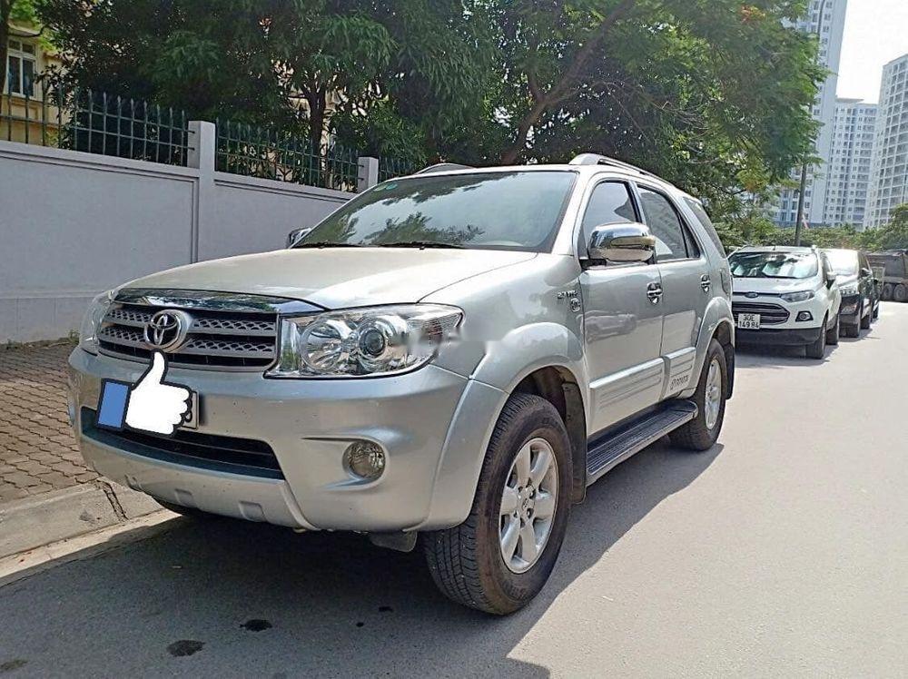 Toyota Fortuner   2009 - Bán xe Toyota Fortuner đời 2009, màu bạc, số tự động