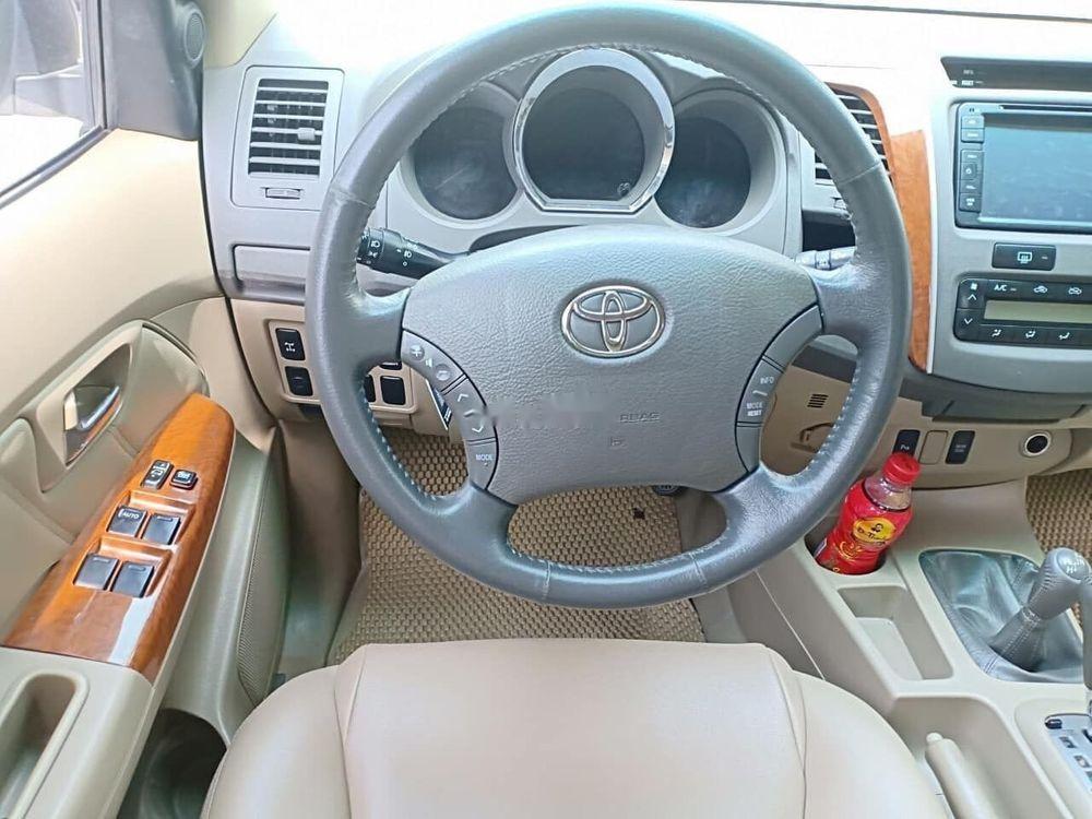 Toyota Fortuner   2009 - Bán xe Toyota Fortuner đời 2009, màu bạc, số tự động