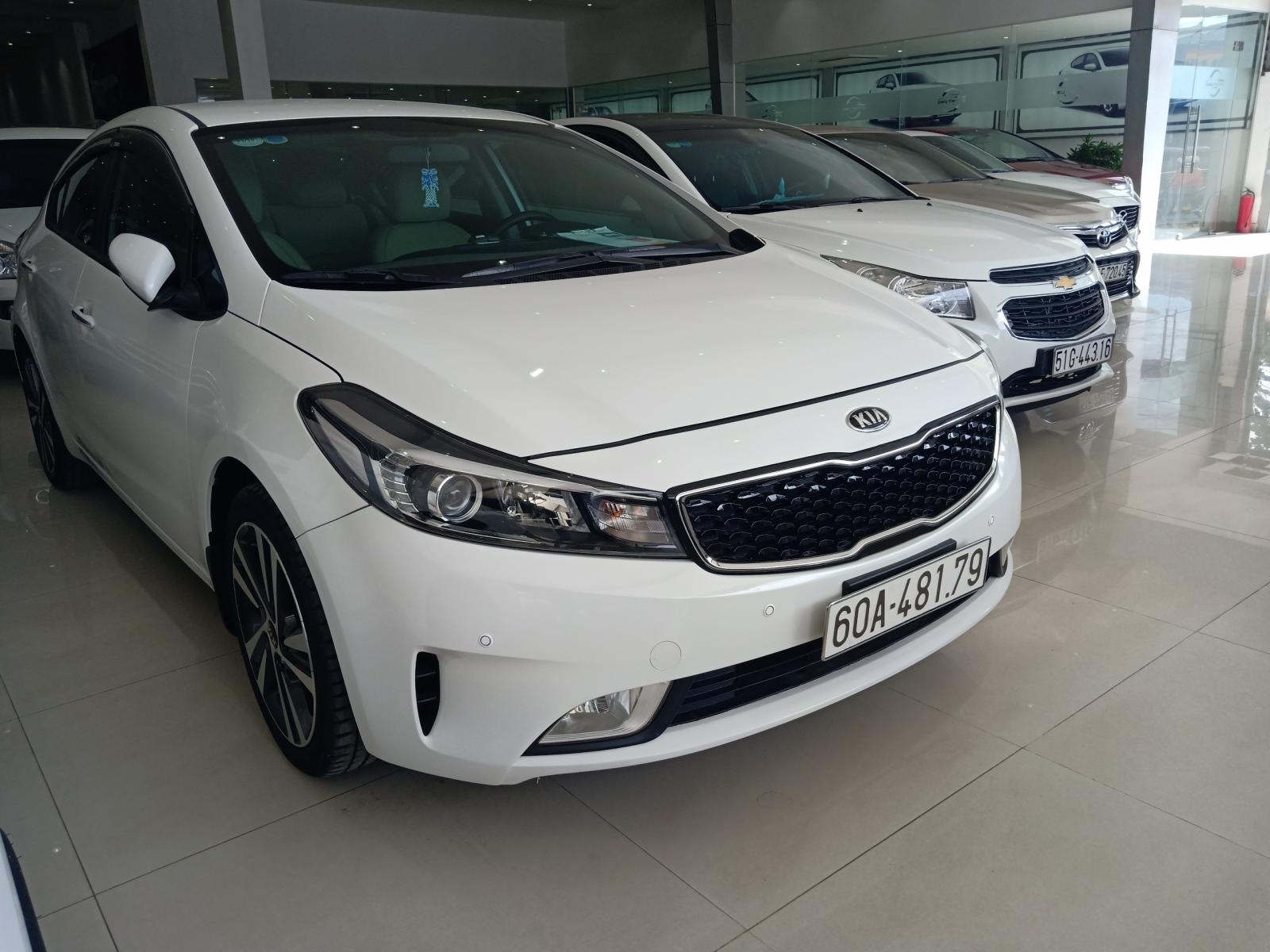 Kia Cerato 2018 - Bán Kia Cerato đời 2018, màu trắng, giá 510 tr