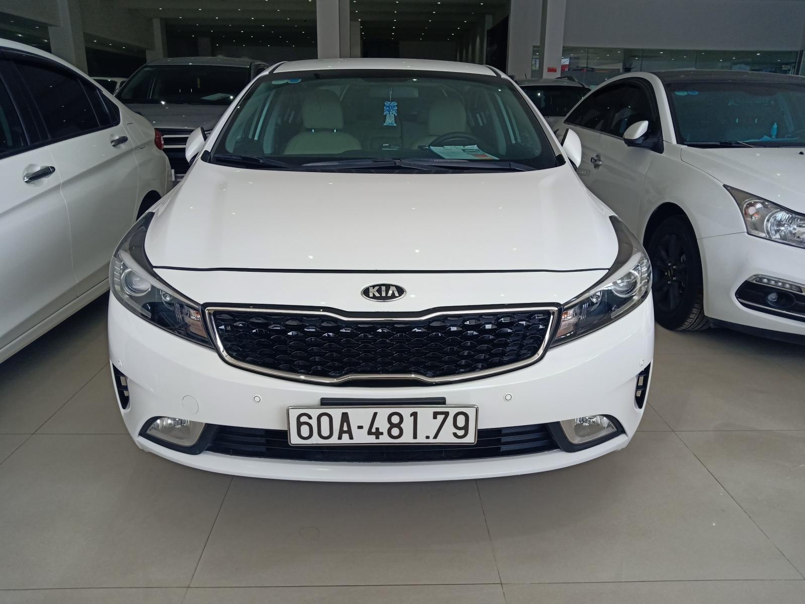 Kia Cerato 2018 - Bán Kia Cerato đời 2018, màu trắng, giá 510 tr