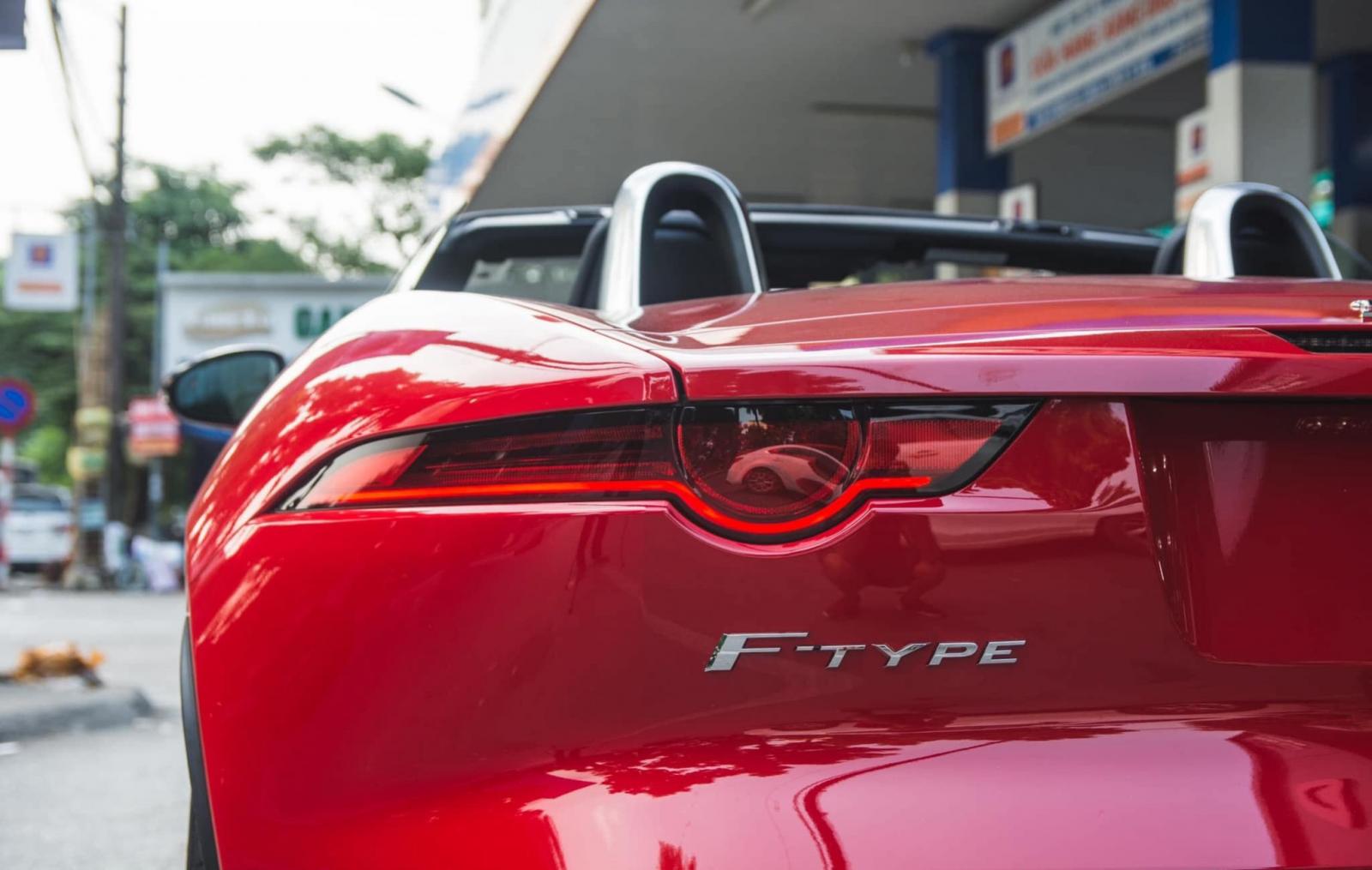 Jaguar F Type 2018 - Cần bán Jaguar E-Type đời 2018, màu đỏ, nhập khẩu