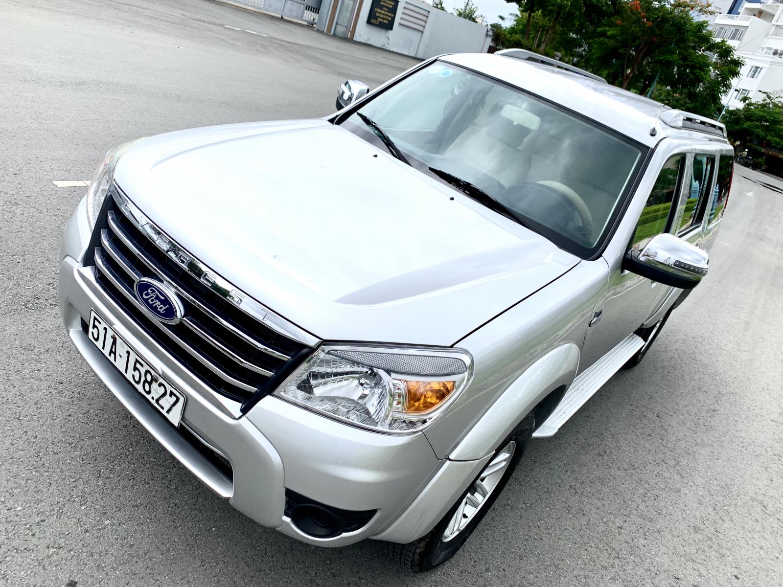 Ford Everest 2012 - Everest Limited nhập Thái 2012 loại máy xăng, 5 chỗ hàng hiếm hai cầu số sàn 5