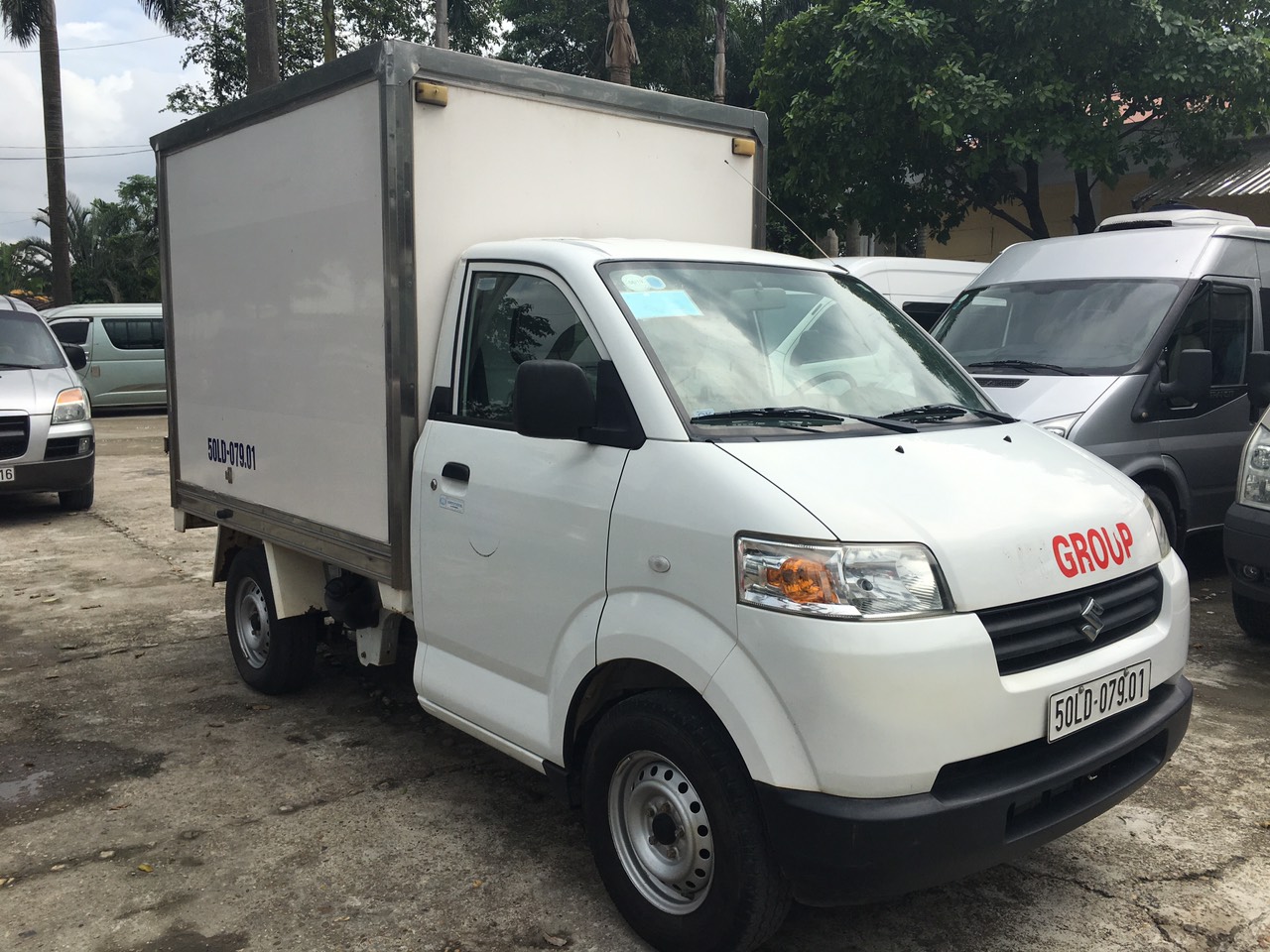 Suzuki Carry 2016 - Bán Suzuki đầu to đời 2016, nhập khẩu Indonesia, thùng kín, xe chạy ít