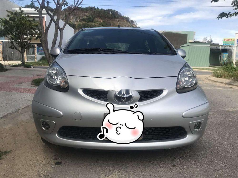 Toyota Aygo 2008 - Cần bán Toyota Aygo năm 2008, màu bạc, nhập khẩu