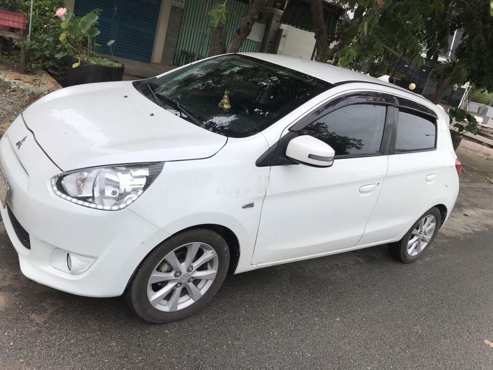 Mitsubishi Mirage AT 2015 - Bán Mitsubishi Mirage AT đời 2015, màu trắng, nhập khẩu xe gia đình, 330 triệu