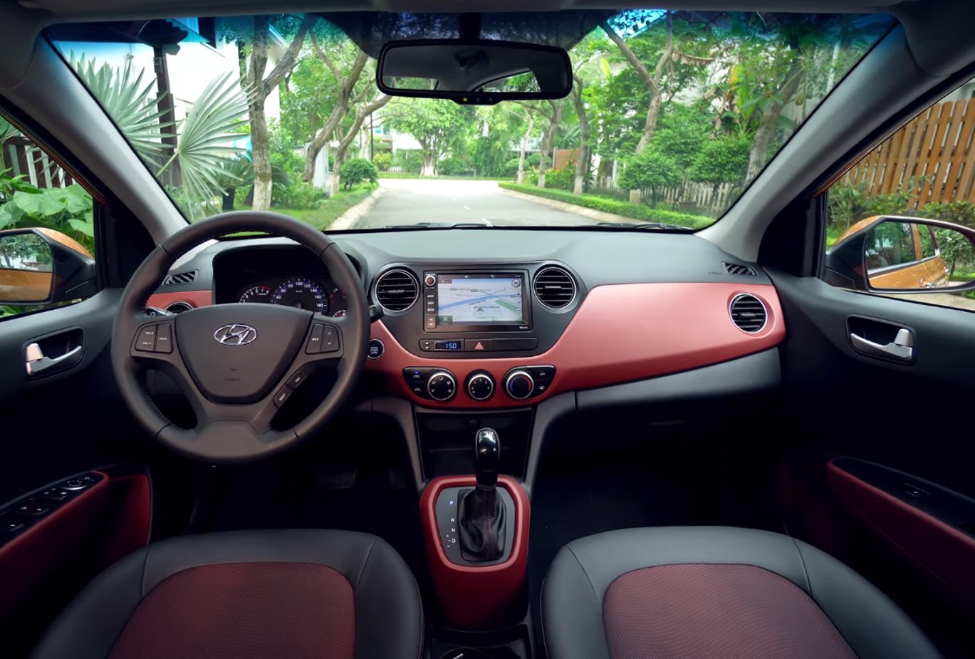 Hyundai i10 2019 - Bán Hyundai Grand I10 1.2AT 120tr nhận xe ngay