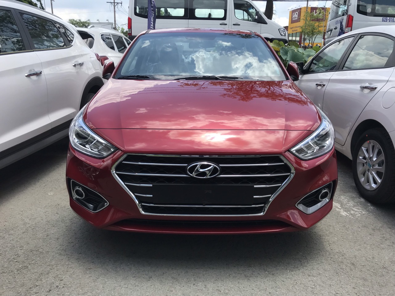 Hyundai Accent 1.4MT 2019 - Hyundai Accent 1.4 MT 2019 có học gió hàng ghế sau , giá tốt giao ngay đủ màu 